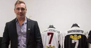 Repasa su carrera y comenta la actualidad nacional. Colo Colo In English On Twitter Colo Colo Idol Marcelo Barticciotto Is Back At The Club To Lead Our Renovation Project Club Wants To Expand Capacity To 61000 And Make The Stadium Fit World