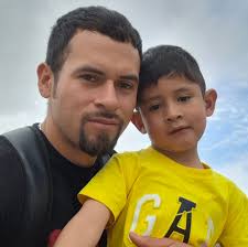 CON USTEDES, EL MAGO DEL DESBORDE 🌍✨ Con apenas 18 años, ya hace sufrir a  defensas por toda Europa 😮‍💨🛡️ Lamine Yamal lidera la temporada con 120  regates completados 🔥⚽, nadie lo