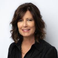 Miriam Bridges's Instagram, Twitter & Facebook