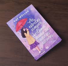 As Estrelas Sempre Brilham Acima das Nuvens Escuras