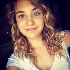 Sophie nélisse is a canadian actress best known for her roles as alice l'écuyer in monsieur lazhar and as liesel meminger in the book thief. Sophie Nelisse Facts Sophienelissefacts Likes Askfm
