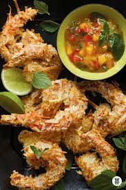 Coconut Shrimp With Mango Dipping Sauce Recipes Ww Usa Recipe Healthy Snacks Recipes Recipes Weightwatchers Recipes