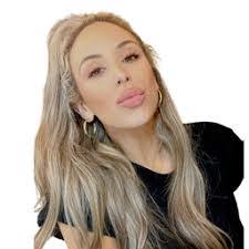 Megan Turner's Instagram, Twitter & Facebook