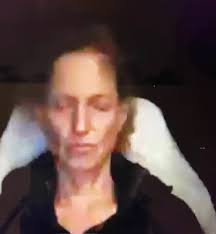 Comment a heart when you see the other chi😉