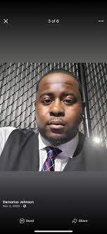 This is Sir Maximus Johnson and he's got no bones 🤣