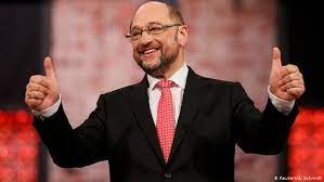 Gabriel gilt in der spd als natürlicher kanzlerkandidat, weil er parteivorsitzender und vizekanzler ist. Schulz Slams Trump Populists In Accepting Spd Nomination News Dw 19 03 2017