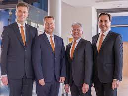 Wir sind die bank von morgen. Raiffeisenbank Emtmannsberg Fusioniert Nach Skandal Mit Der Vr Bayreuth Hof