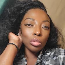 Rosalyn Tiffani (@rosalyn.tiffani) • Facebook