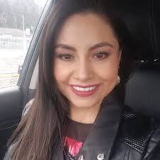 Desde hace más un año decidí dedicar los viernes a consentirme, son días  donde no trabajo, y mis planes son diferentes. Hoy en particular, siento  que debo #celebrar mis avances y por