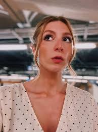 Heidi Blakely's Instagram, Twitter & Facebook