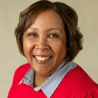 Roxanne Barden's Instagram, Twitter & Facebook