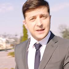 Выйди отсюда, разбойник — мем с президентом украины владимиром зеленским, который на совещании выгнал за дверь чиновника. Protiv Zelenskogo Na Ukraine Vozbuzhdeno Ugolovnoe Delo Gamebomb Ru