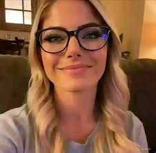 Do you love me facebook.com facebook. com/ w/WEAalBiSsa  WWEAlexaBlissForever Do You BLIS Love Me?