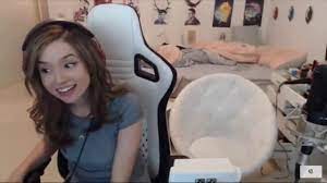 Pokimane twerking on stream ignore these fortnite vbucks giveaway gta 5 cod bo 4 iiii top thicc twerking pokimane thicc fap challenge, have fun comment when you lost!! Pokimane Thicc Compilation Poki Moans Pokimane Twerks Youtube