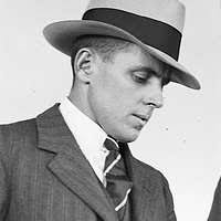 Icon Derek Sealy 02, public domain photograph