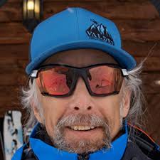 Solid day 1 in the Chugach with old friends @abdur @daltontru @keokiflagg22  @alanbernholtz @valdezheliskiguides More sunny weather