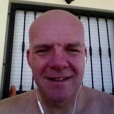 Andrew Binns (@andybinns)