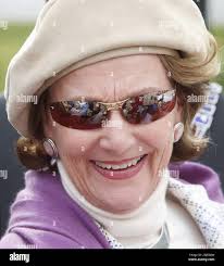 Queen sonja hi-res stock photography and images