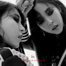 Encontre este pin e muitos outros na pasta moonbyul de brown hsieh. Dark Side Of The Moon K Pop Viki Fandom