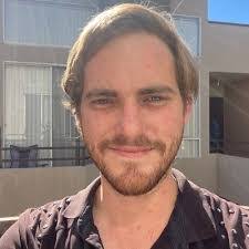 Blake Dellinger's Instagram, Twitter & Facebook