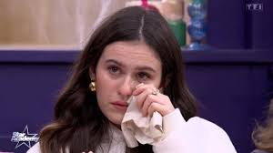 Jeanne (Star Academy) craque lors du débrief de Marlène Schaff : "C'est une  catastrophe" - Télé 2 Semaines