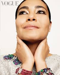 Gracias por una portada tan hermosa! @karlamartinezdesalas @posh.a.bee  @admakawage @valecollado @brendanavac y todo el equipo de @voguemexico y  @cartier Vivir Paris, con estas joyas y su historia, fue un sueño… 🔥🐆🔥 No