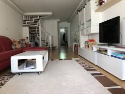 Einzigartige gartenwohnung mit 190 m², 4,5 zimmer bieten platz für die ganze familie. 4 Zimmer Wohnung Zum Verkauf 80809 Munchen Mapio Net