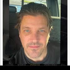 Mike Schutte's Instagram, Twitter & Facebook