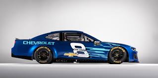 Which cars does toyota race in nascar? Chevrolet Unveils 2018 Camaro Zl1 Nascar Cup Race Car
