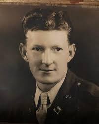 Courtney Thibodeaux's Instagram, Twitter & Facebook