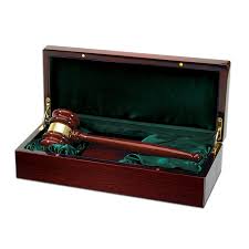 piano finish judge gavel with rosewood case