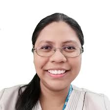 Shirley Monreal's Instagram, Twitter & Facebook