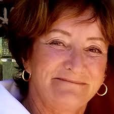 Non-professional violinist seeking church orchestra in Cape Coral