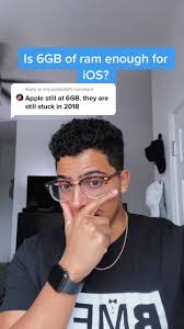 iOS vs Android: RAM Optimization and Screen Quality Comparison