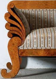 Aussergewohnliches Sofa Biedermeier Donau Monarchie Um 1830 Birke Massiv Furniert Teilweise Ebonisiert Altere Restau Biedermeier Sofa Biedermeier Auktion