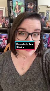 Keepsake Amy Oliveira