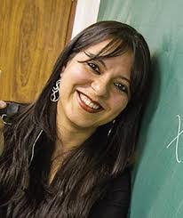 Danielle Senna's Instagram, Twitter & Facebook