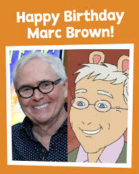 Who wants a backstage tour of @donkeyhodieofficial? 👋👋👋Thanks, Justin!