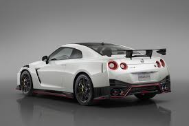2020 Nissan Gt R Nismo Check More At Https Www Evmore Net English 2020 Nissan Gt R Nismo 3 R35 Gtr Carros E Motos Carros