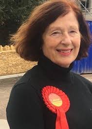 Elsa Dawson's Instagram, Twitter & Facebook