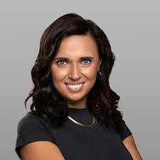 Lacy Abbott's Instagram, Twitter & Facebook