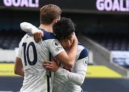 يلعب في الدوري الإنجليزي الممتاز. Ù…Ø¨Ø§Ø±Ø§Ø© ØªÙˆØªÙ†Ù‡Ø§Ù… ÙˆÙ„ÙŠØ¯Ø² ÙŠÙˆÙ†Ø§ÙŠØªØ¯ Ø¨Ø·ÙˆÙ„Ø§Øª