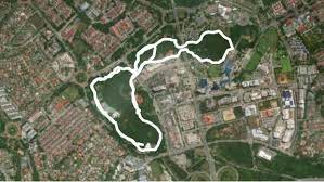 Pelbagai peralatan permainan dan latih tubi disediakan. Shah Alam Lake Park Walk Selangor Malaysia Pacer