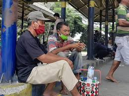 Adalah hasil pencarian dari anda suara penjual asongan di bis mp3 dan menurut kami yang paling cocok adalah suara penjual. Derita Pedagang Asongan Di Tengah Wabah Corona Lenteratoday Com