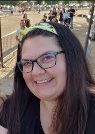 Tammy Shedd's Instagram, Twitter & Facebook