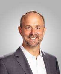 Tom Epps's Instagram, Twitter & Facebook