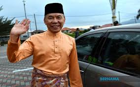 Save as disclosed, none of the directors have:1. Bernama Sultan Nazrin Berkenan Terima Presiden Pas Menghadap Esok