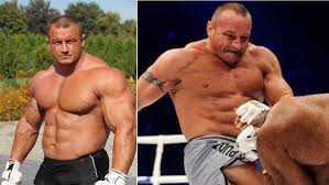 Il vient de loin, il a souffert, si t'as du temps faut qu'j'te raconte. Mariusz Pudzianowski Homme Le Plus Fort Du Monde Et Combattant De Mma A Temps Plein