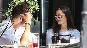 Als sohn von vater konrad goretzka und mutter (?) erlangte er im jahr 2021 als fußballer berühmtheit zum beispiel für vfl bochum, fc schalke 04, german national team. Die Wags Vom Fc Bayern Mit Wem Gibt Goretzka Hier Gas
