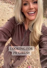 Picking 3 girls who comment their fav item to receive Holiday PR!!! 🌲❤️